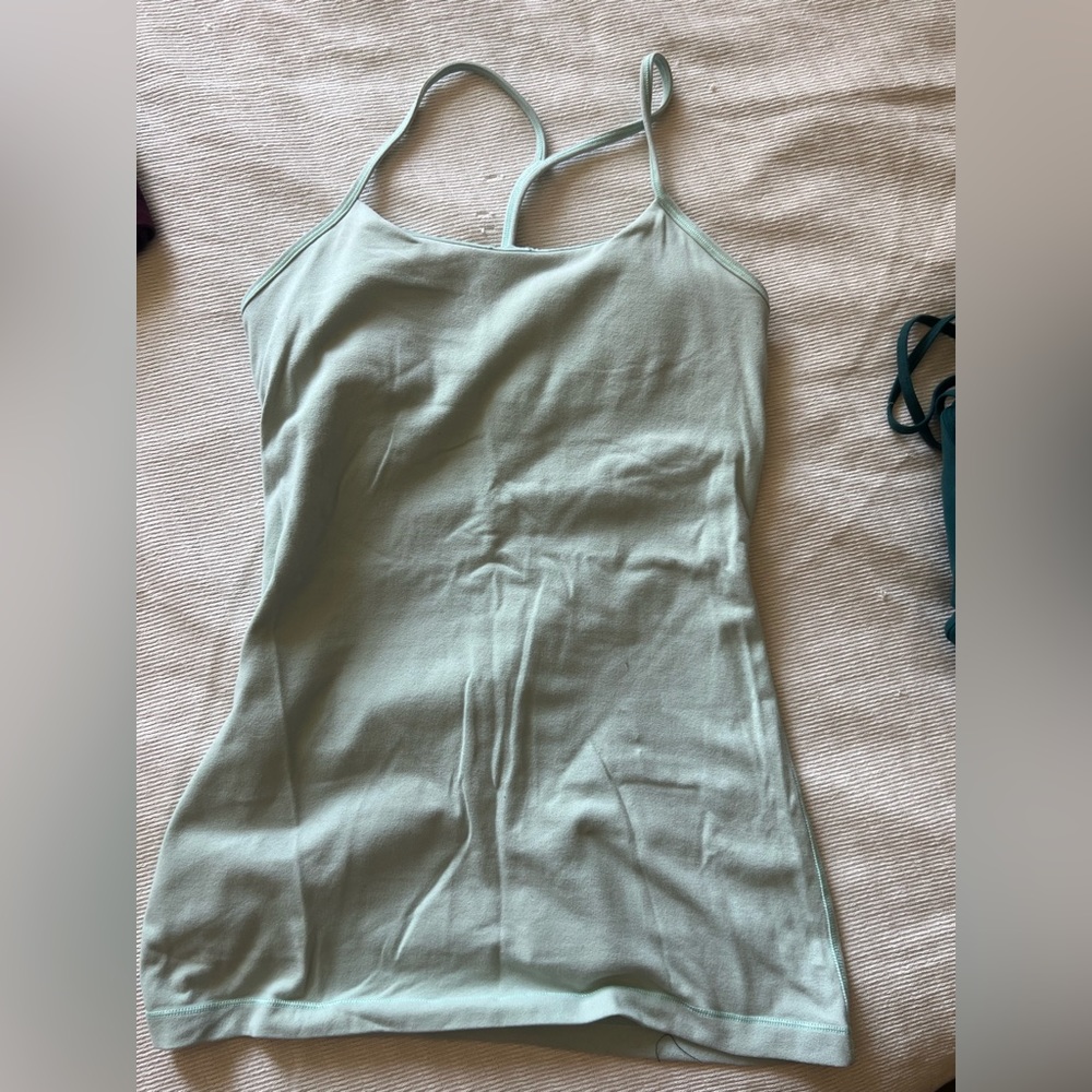 lululemon size 6 tank